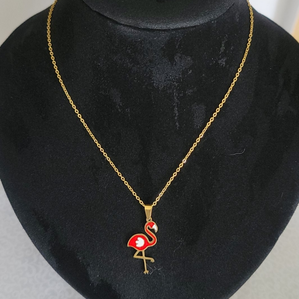 NEW- necklace set